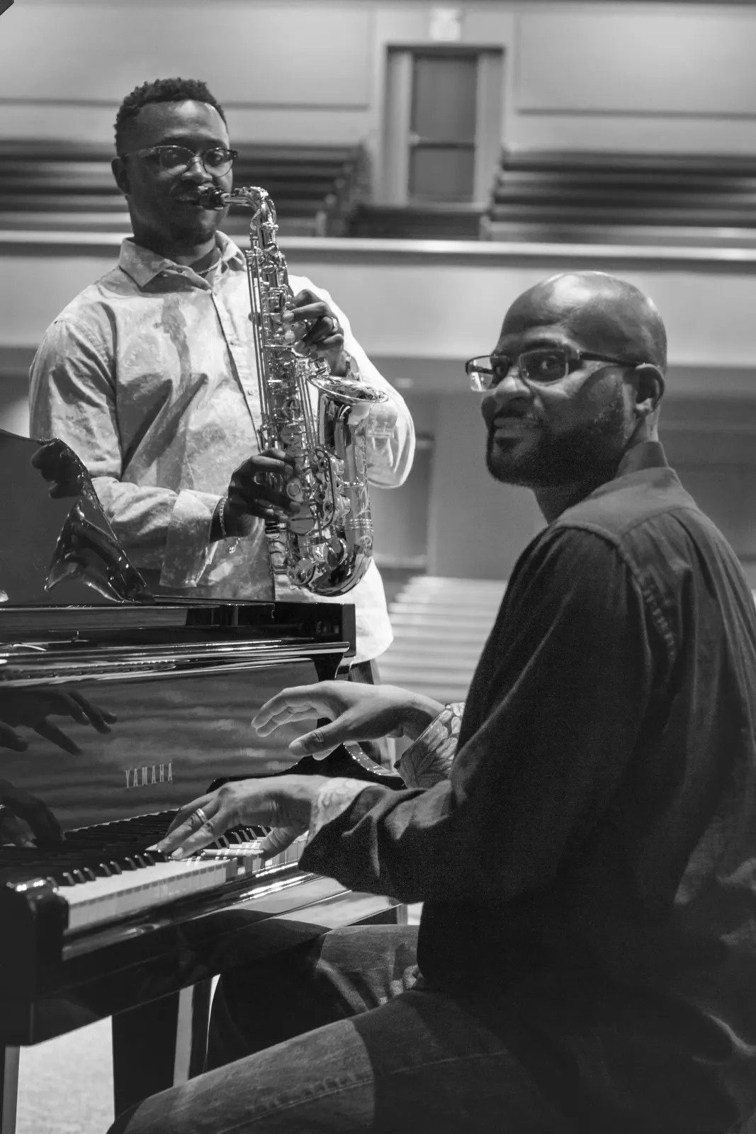Horn & Holland performing live